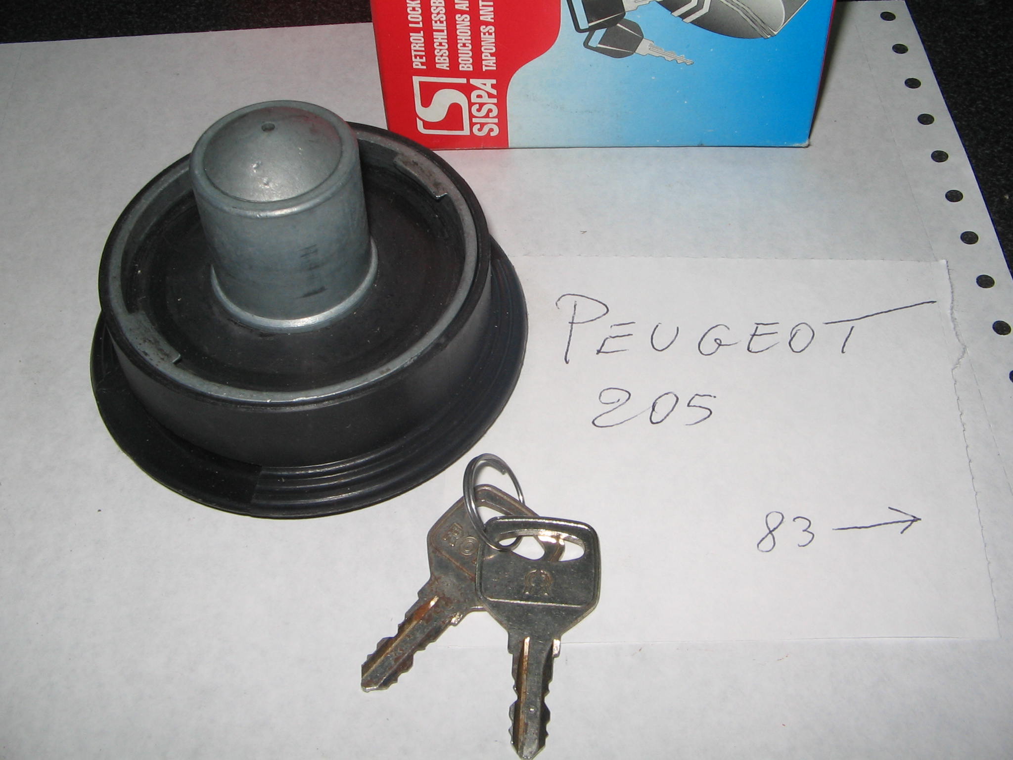 TAPPO CARBURANTE PEUGEOT 205--N.9025